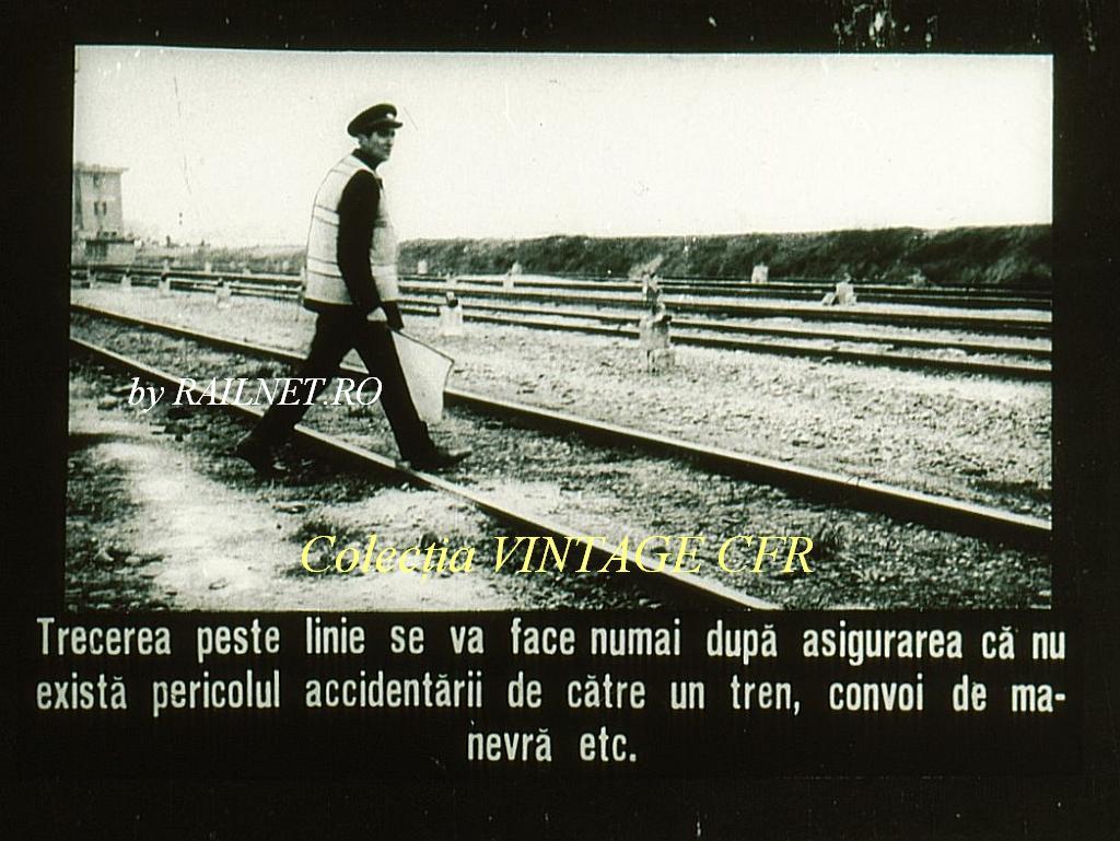 10.Crossing the line will be performed only after you make sure there is no risk of being hit by a train or a convoy maneuver.jpg (128.69 KiB) Vizualizat de 55409 ori 10.Crossing the line will be performed only after you make sure there is no risk of being hit by a train or a convoy maneuver.jpg